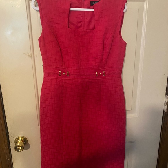 Tahari Dresses & Skirts - Tahari Pink Embellished Sleeveless Sheath Dress